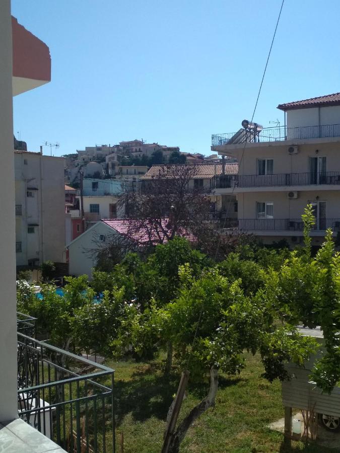 Ferienwohnung Perivoli Tessas' Parga Exterior foto